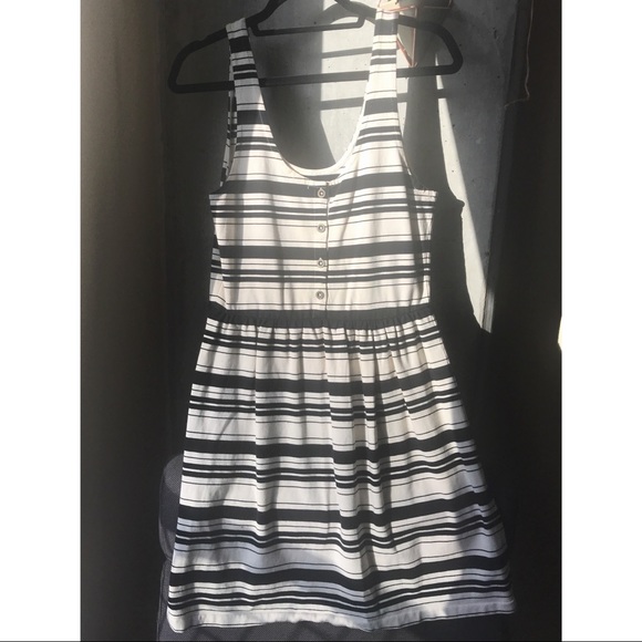 ➽ J Crew Stripey Linen Dress - Picture 3 of 5